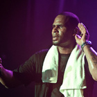 Britney Spears ft. R. Kelly : "Till The World Ends"