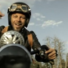 Christophe Maé a le blues dans son nouveau clip
