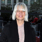 Sia interprète "Titanium" en live acoustique