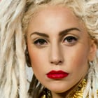 Vomi sur scène : une pétition contre Lady Gaga