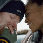 Ed Sheeran monte sur le ring pour "Shape of You"