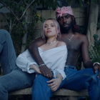 Lolo Zouaï et Blood Orange sur "Jade"
