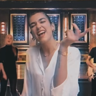Dua Lipa chante "Break My Heart" en live