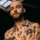 Jaymes Young cartonne avec "Infinity"