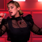 Eurovision : La Zarra met le feu dans "C à vous"