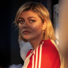 Louane vise "Les étoiles" avec son single