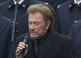 Johnny Hallyday chante Place de la République