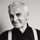 Charles Aznavour passe "D'une porte à l'autre"