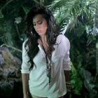 Le venin d'Amel Bent pour le clip "Je reste"