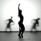 Lorie : pop sirupeuse ou provoc dance ?