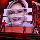 Marine Le Pen : Madonna, "une vieille chanteuse !"