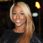 Alexandra Burke offre 2 titres pour Noël