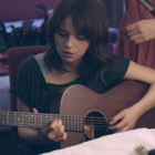 Gabrielle Aplin enchaîne avec "I'm on Fire"