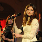 Guena LG & S. Ellis-Bextor : "Back 2 Paradise"