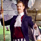 Twinings et Feist rejouent Alice