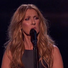 Céline Dion émeut avec "L'hymne à l'amour"