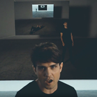 Peter Peter perdu dans le clip "Bien réel"