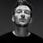 Antoine Elie frappe fort avec "L'amas d'chair"