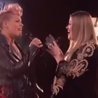 AMAs : Pink et Kelly Clarkson en duo !