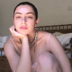 Charli XCX dévoile le clip de "Forever"
