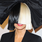 Sia explique pourquoi elle porte une perruque