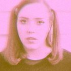 Soccer Mommy en mille couleurs dans son clip