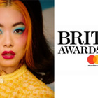 Rina Sawayama fait plier les BRIT Awards