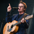 Francis Cabrel chante pour "Suzanne"