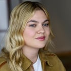 Top Albums : quel score pour le best-of de Louane ?