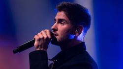 Julien Lieb reporte encore des concerts