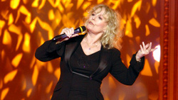 Petula Clark en concert au Casino de Paris