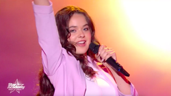 Cette élève de Star Ac en première partie d'un humoriste
