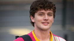 Bastiaan (Star Academy) star d'une série