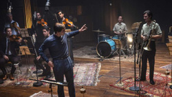 Ce biopic sur un grand chanteur arrive sur Netflix