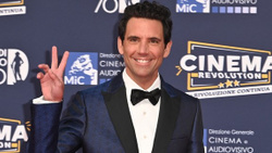Mika prône un "Immortal Love"