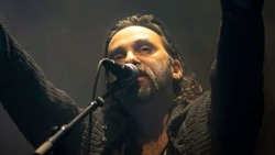 Saez annonce un concert... de 8 heures !