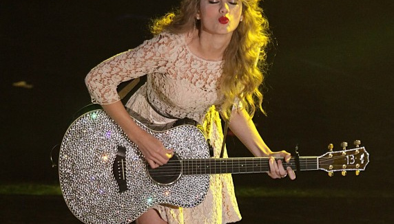 Taylor Swift reprend Eminem en concert