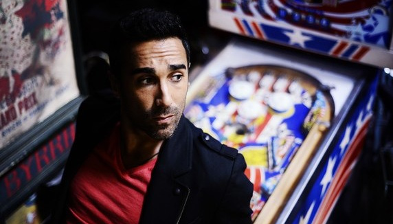 Mani : son nouveau single "American Dream"
