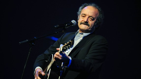 Louis Chedid dévoile un "Scoop"