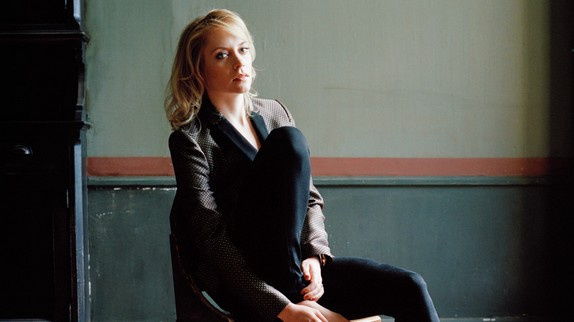 Fredrika Stahl enchaîne avec "Little Muse"