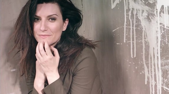 L. Pausini revient avec "Lato destro del cuore"