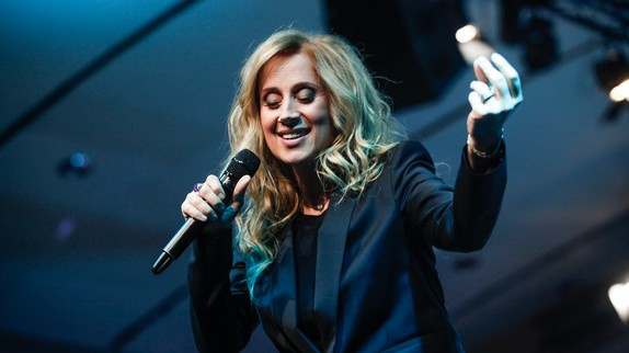 Lara Fabian : son nouveau single "L'oubli"