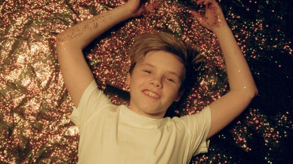 Le fils de David Beckham se lance dans la chanson