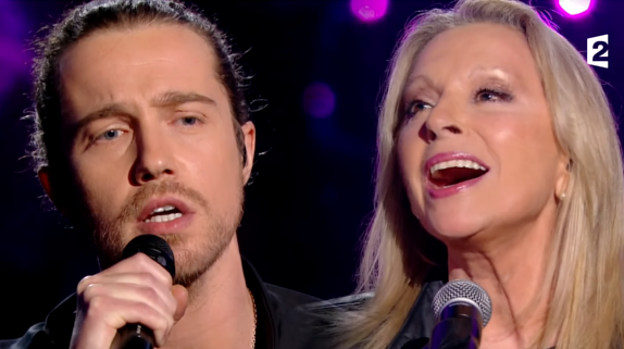 Julien Doré en duo avec Véronique Sanson