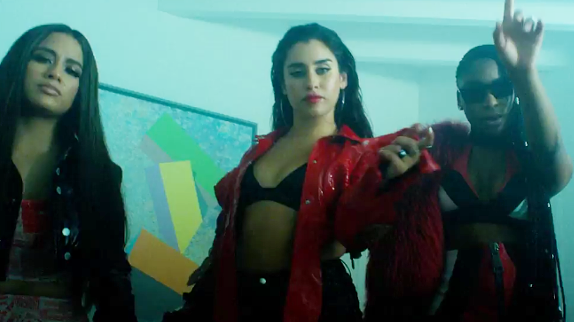 Fifth Harmony se venge dans "Angel"