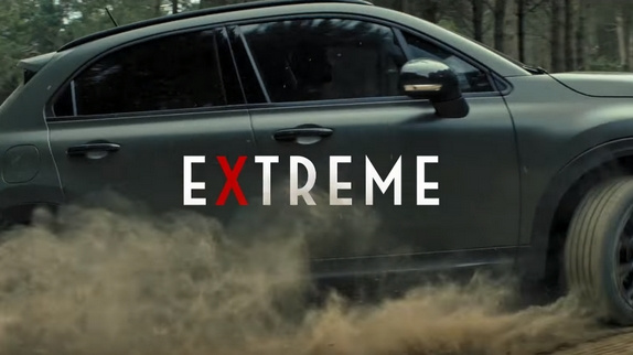 Musique de la pub Fiat 500 XS : qui chante ?
