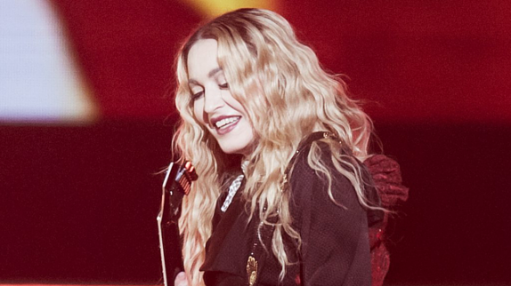 Madonna tease son nouveau single !