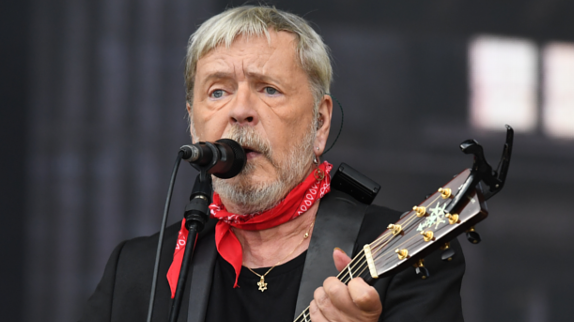 Renaud : des nouvelles de son album