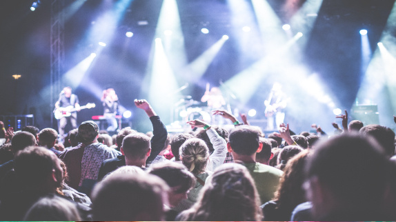 Pas de concerts avant l'automne 2021 ?