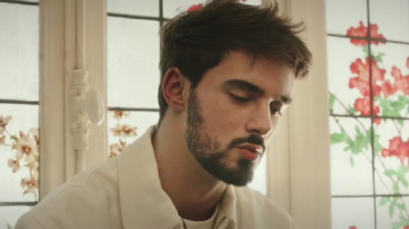 Lonepsi "ne sait pas danser" : regardez !